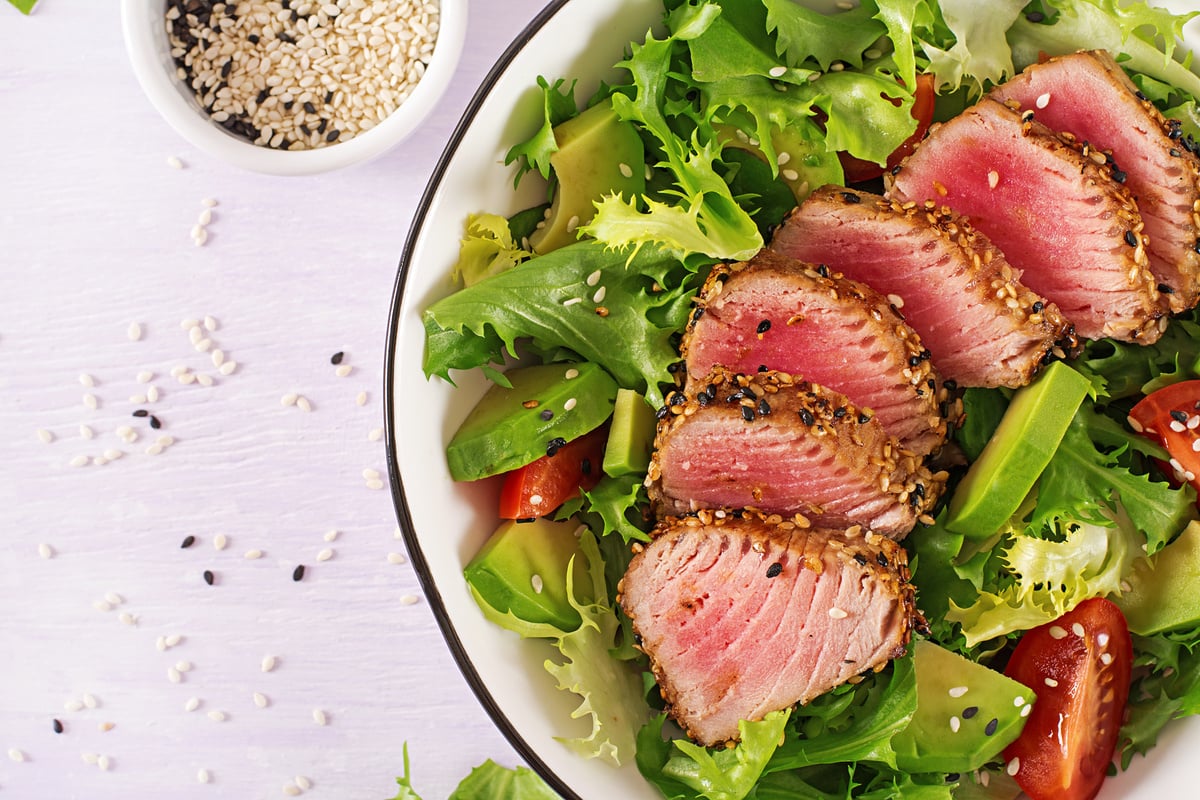 Seared Tuna with Side Salad