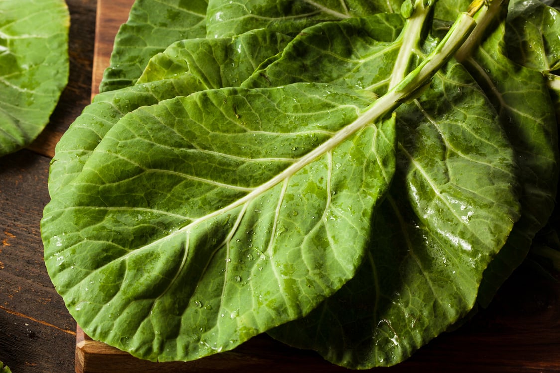 Raw Organic Green Collard Greens