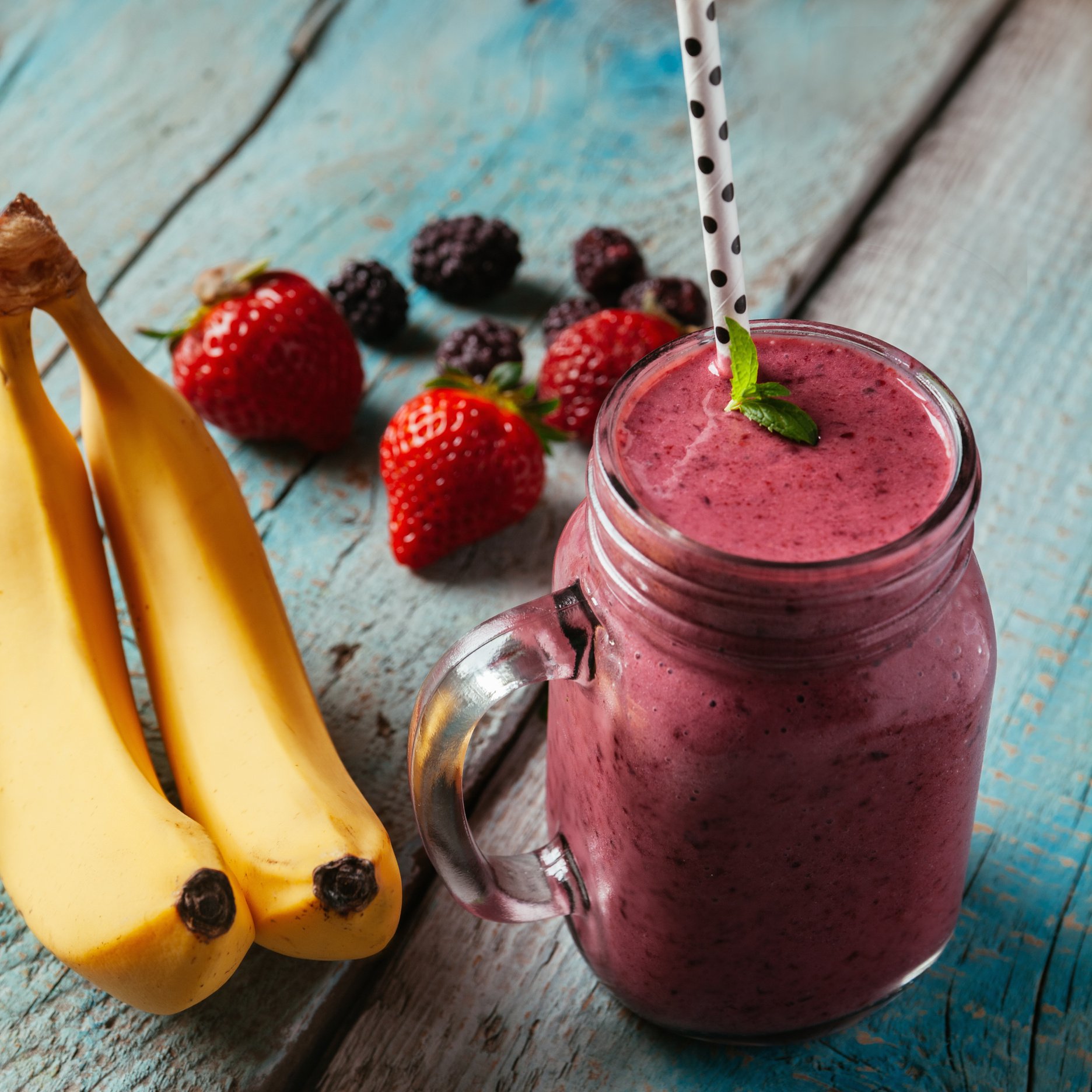 Banana and Berries Smoothie